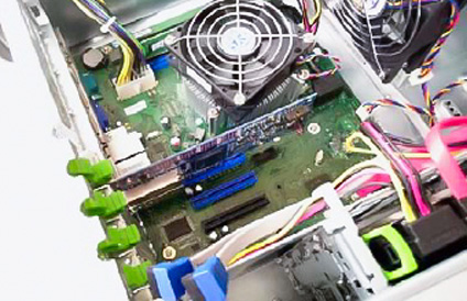 28nmで最も低い消費電力とコストを実現したXILINX Artix-7を搭載